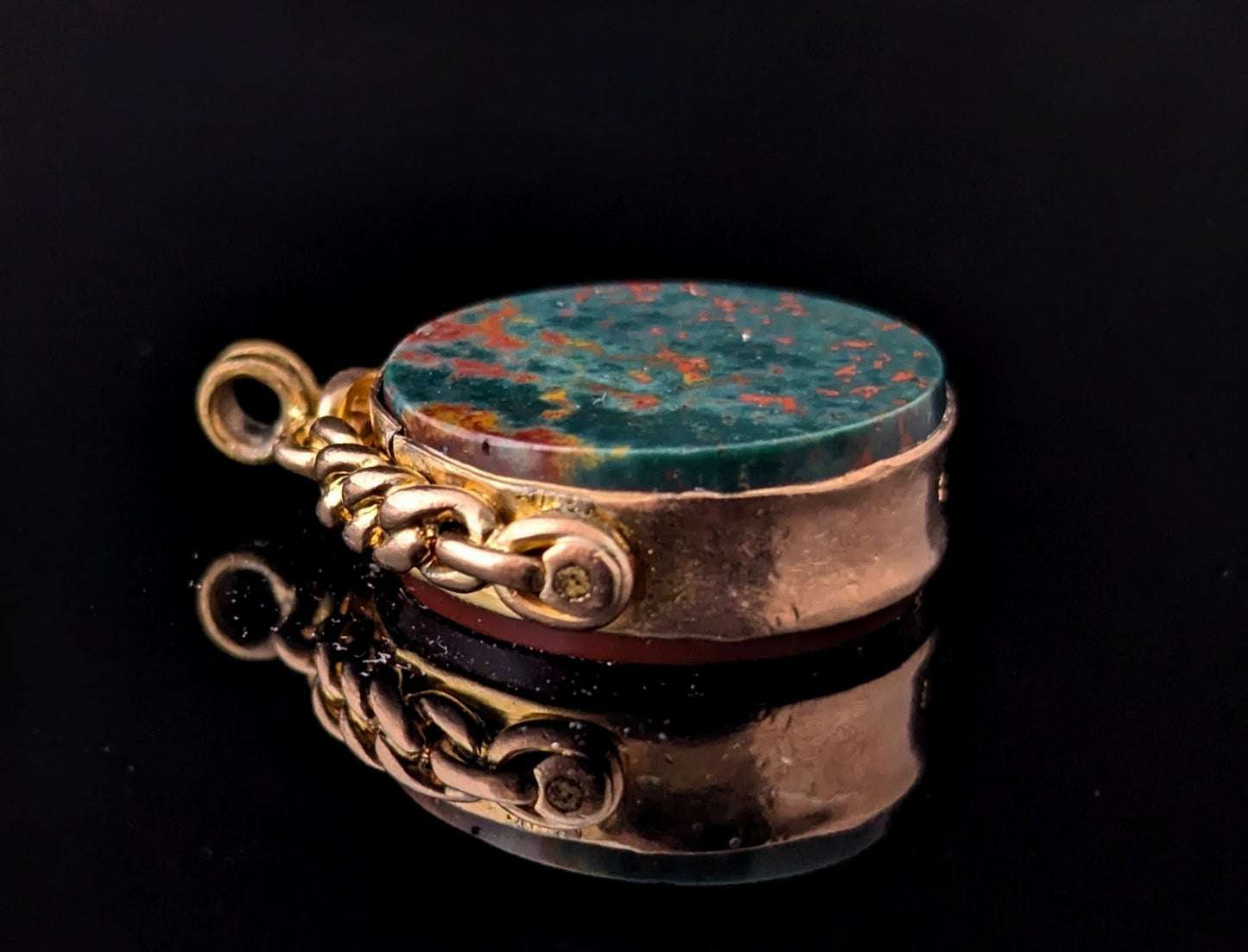 Antique 9ct gold swivel fob, pendant, Bloodstone and Carnelian