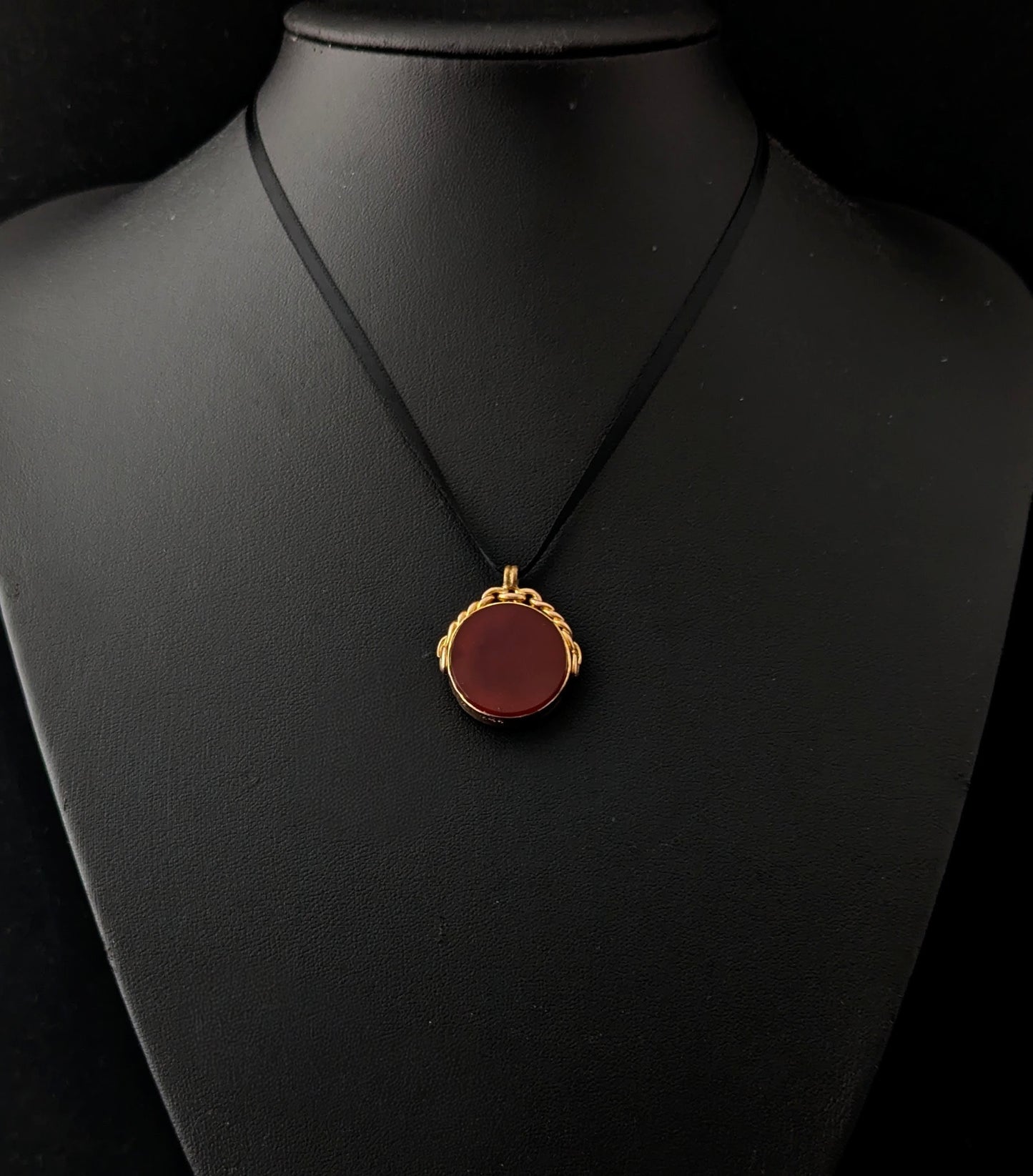 Antique 9ct gold swivel fob, pendant, Bloodstone and Carnelian