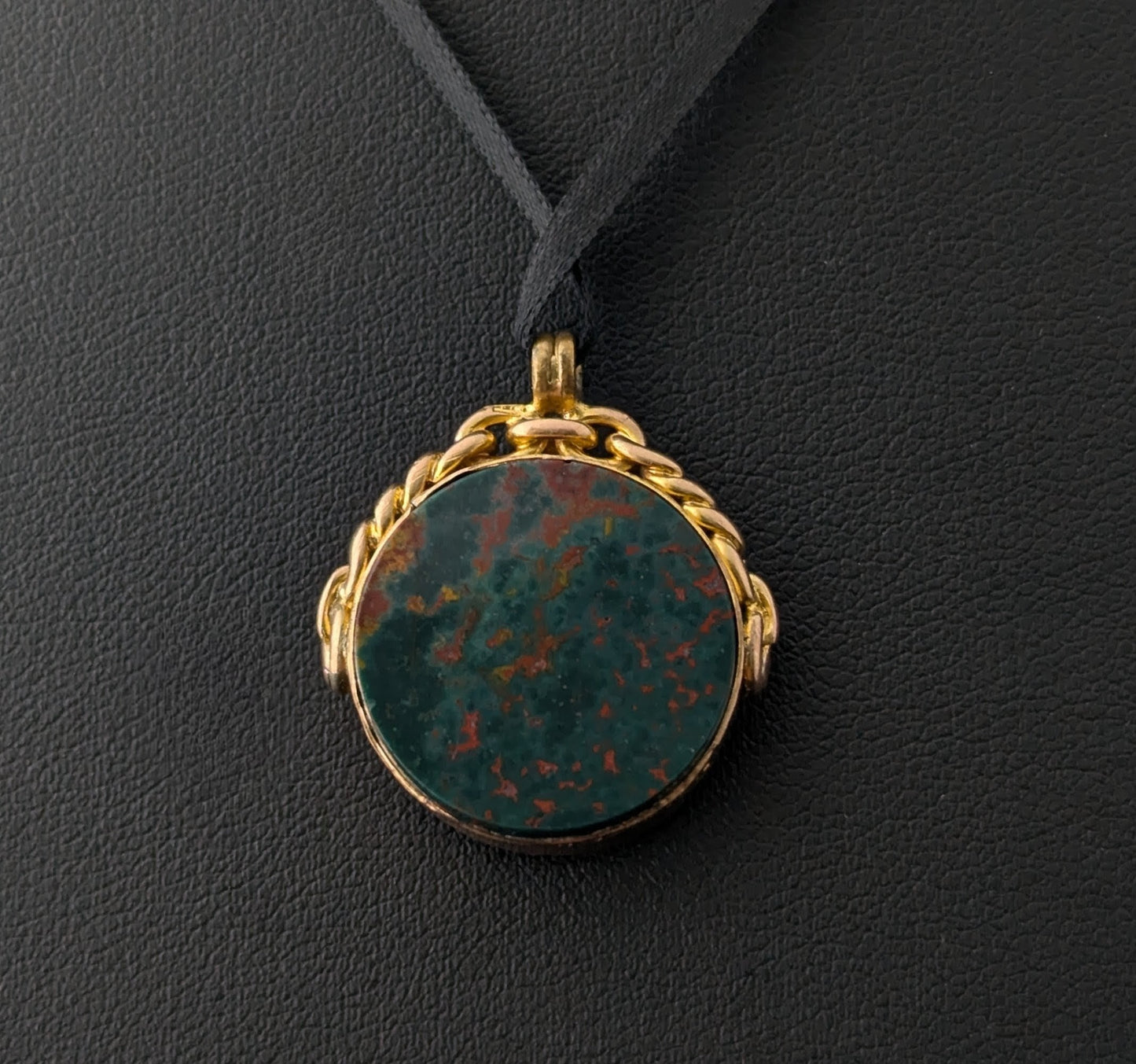 Antique 9ct gold swivel fob, pendant, Bloodstone and Carnelian