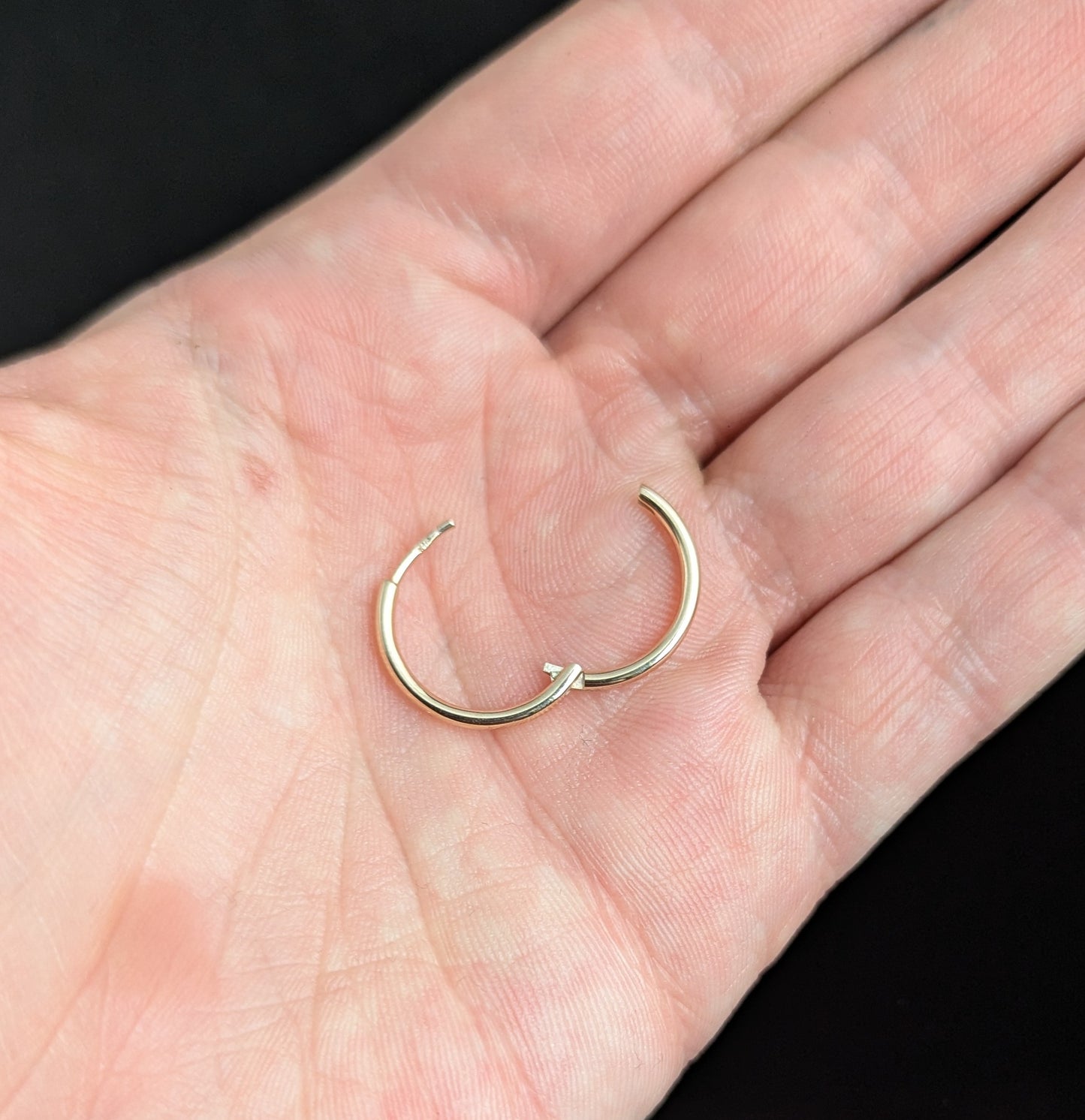 Vintage 9ct yellow gold hoop earrings