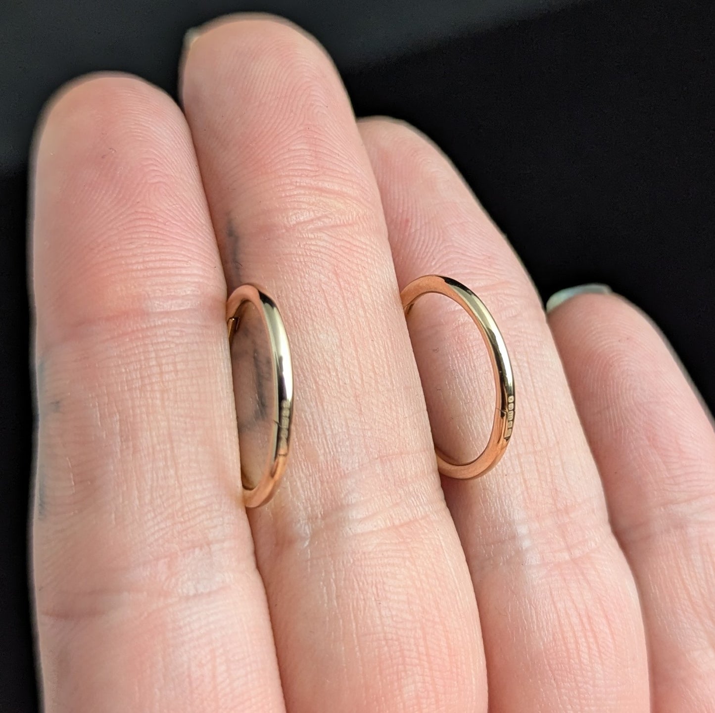 Vintage 9ct yellow gold hoop earrings