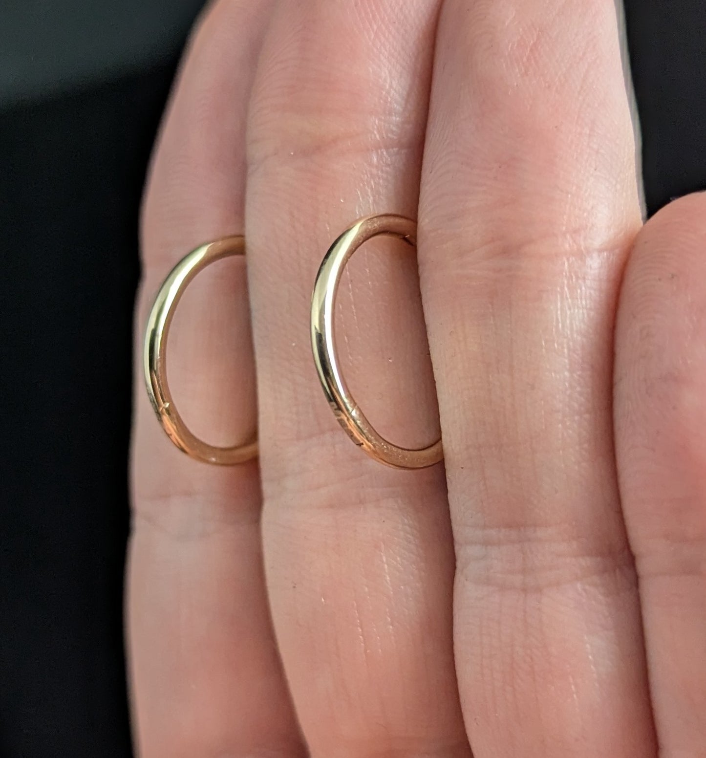 Vintage 9ct yellow gold hoop earrings