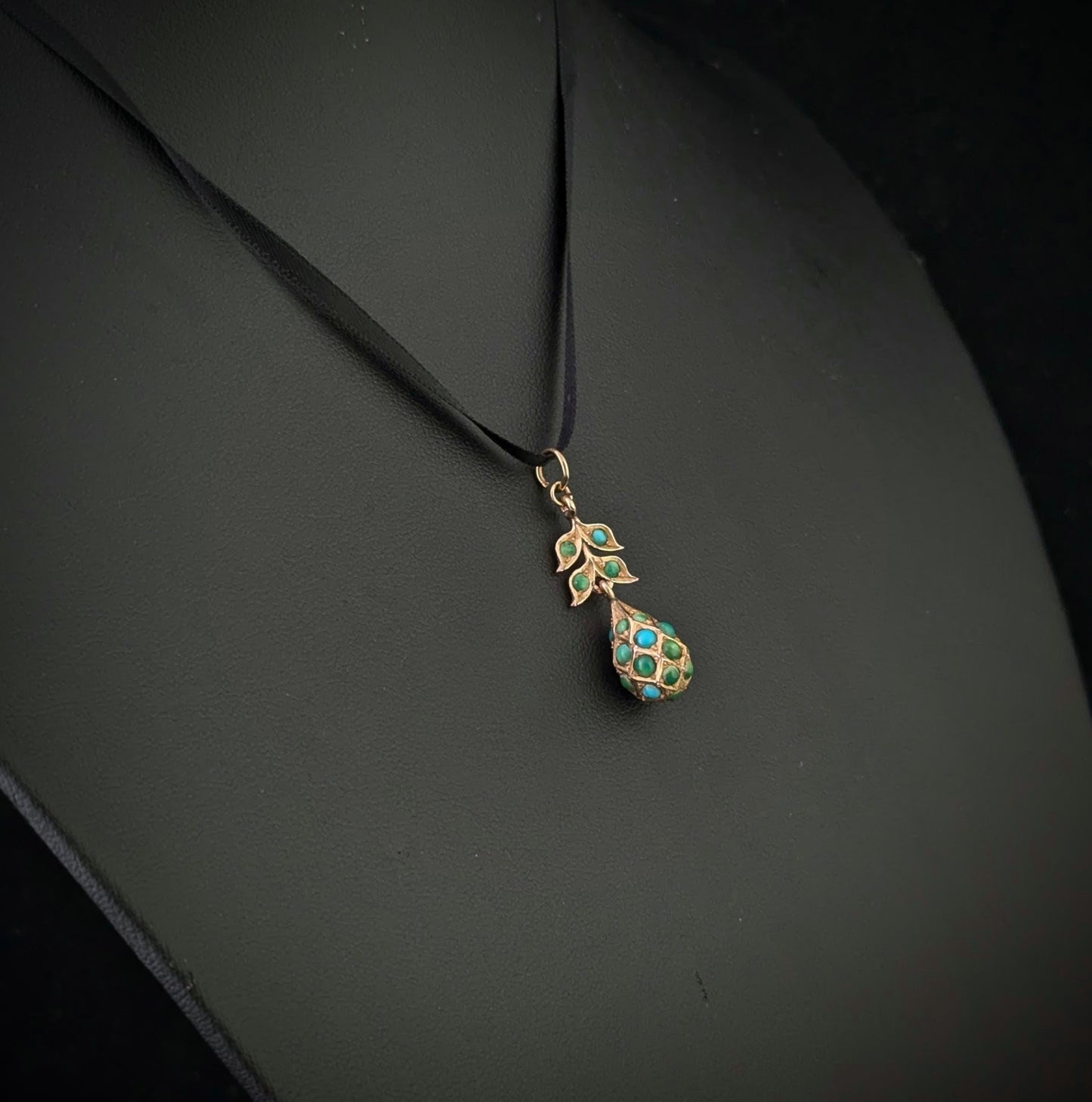 Antique Turquoise drop pendant, 9ct gold