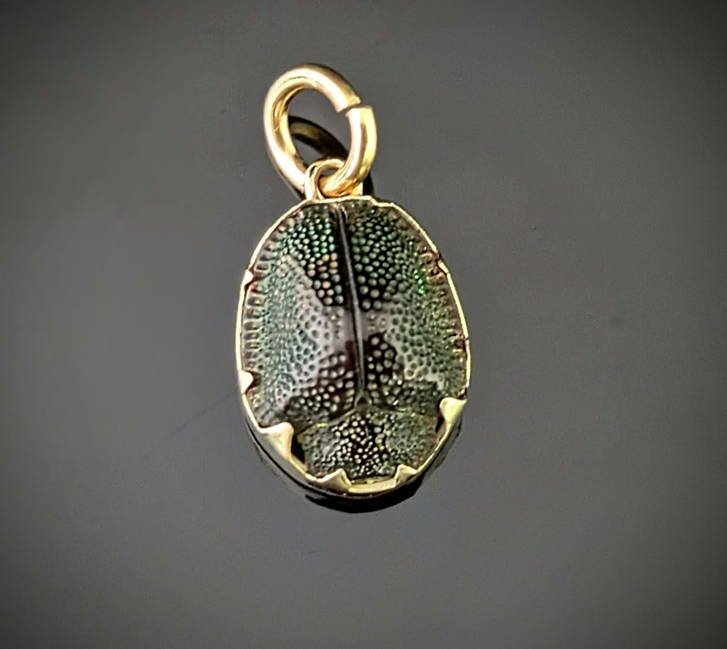 Antique scarab beetle pendant, 9ct gold, Charm