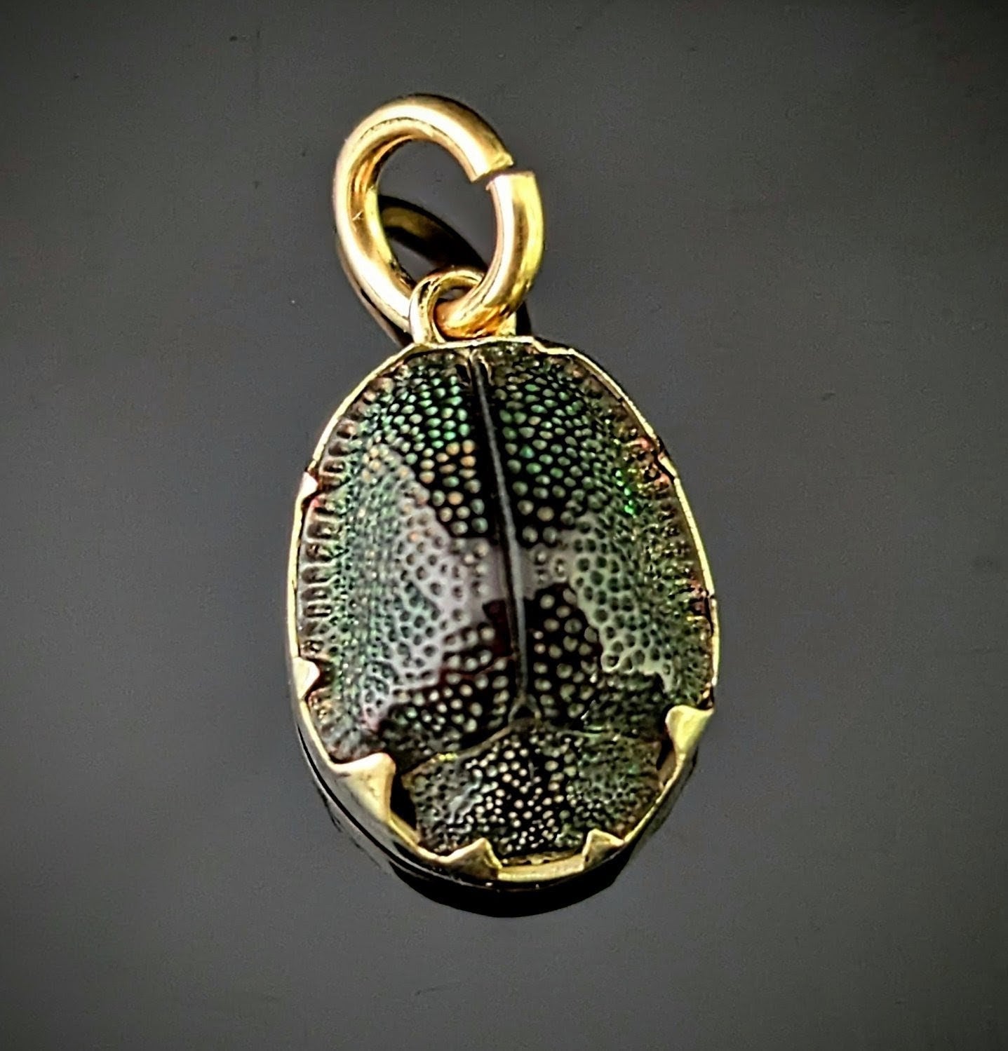 Antique scarab beetle pendant, 9ct gold, Charm