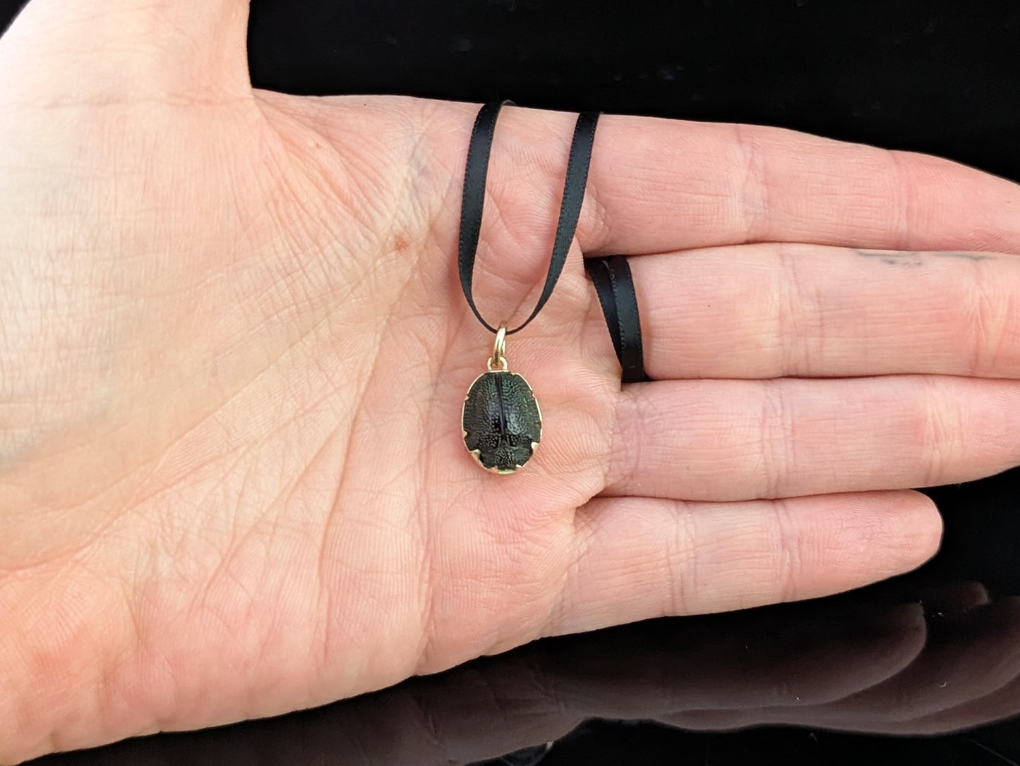 Antique scarab beetle pendant, 9ct gold, Charm