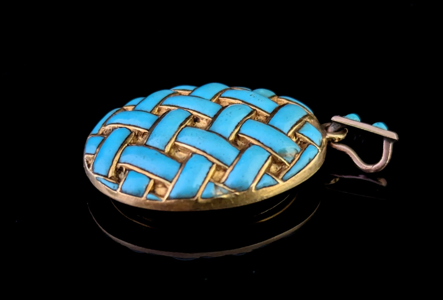 Antique 15ct gold and blue enamel locket, Portrait