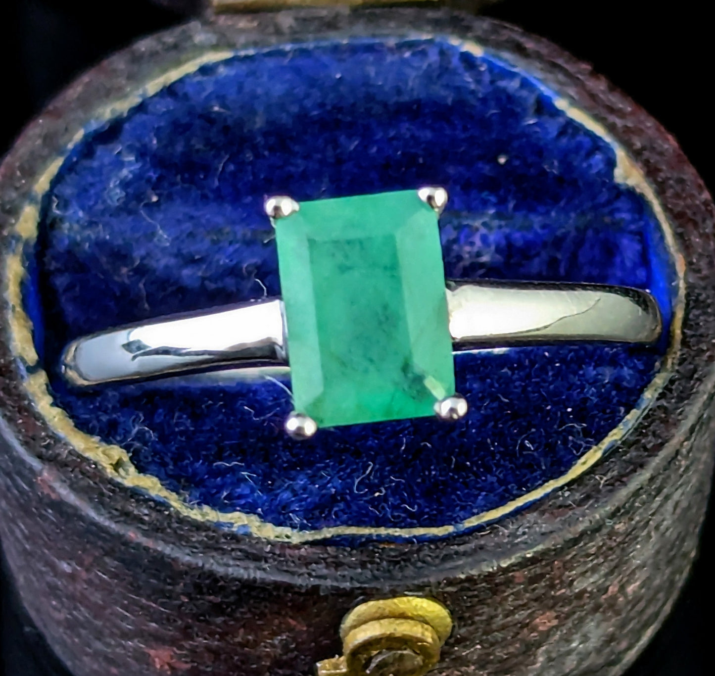 Vintage Emerald solitaire ring, sterling silver