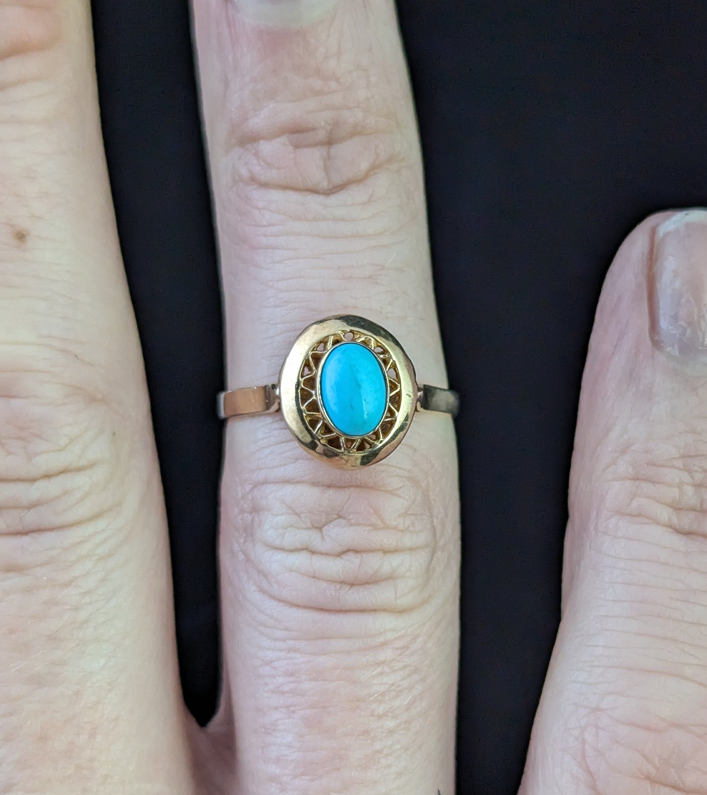 Vintage Turquoise cabochon dress ring, 9ct yellow gold