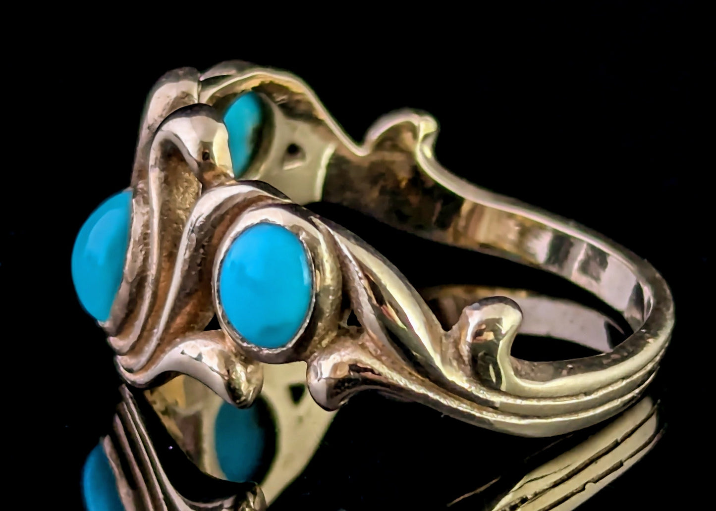 Vintage Turquoise cabochon dress ring, 9ct yellow gold scrolls