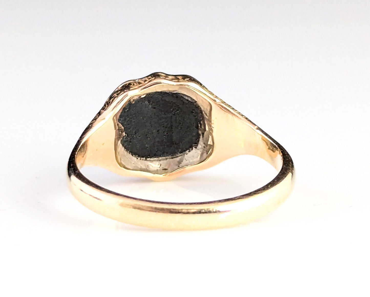 Antique Bloodstone signet ring, 9ct gold, Pinky ring