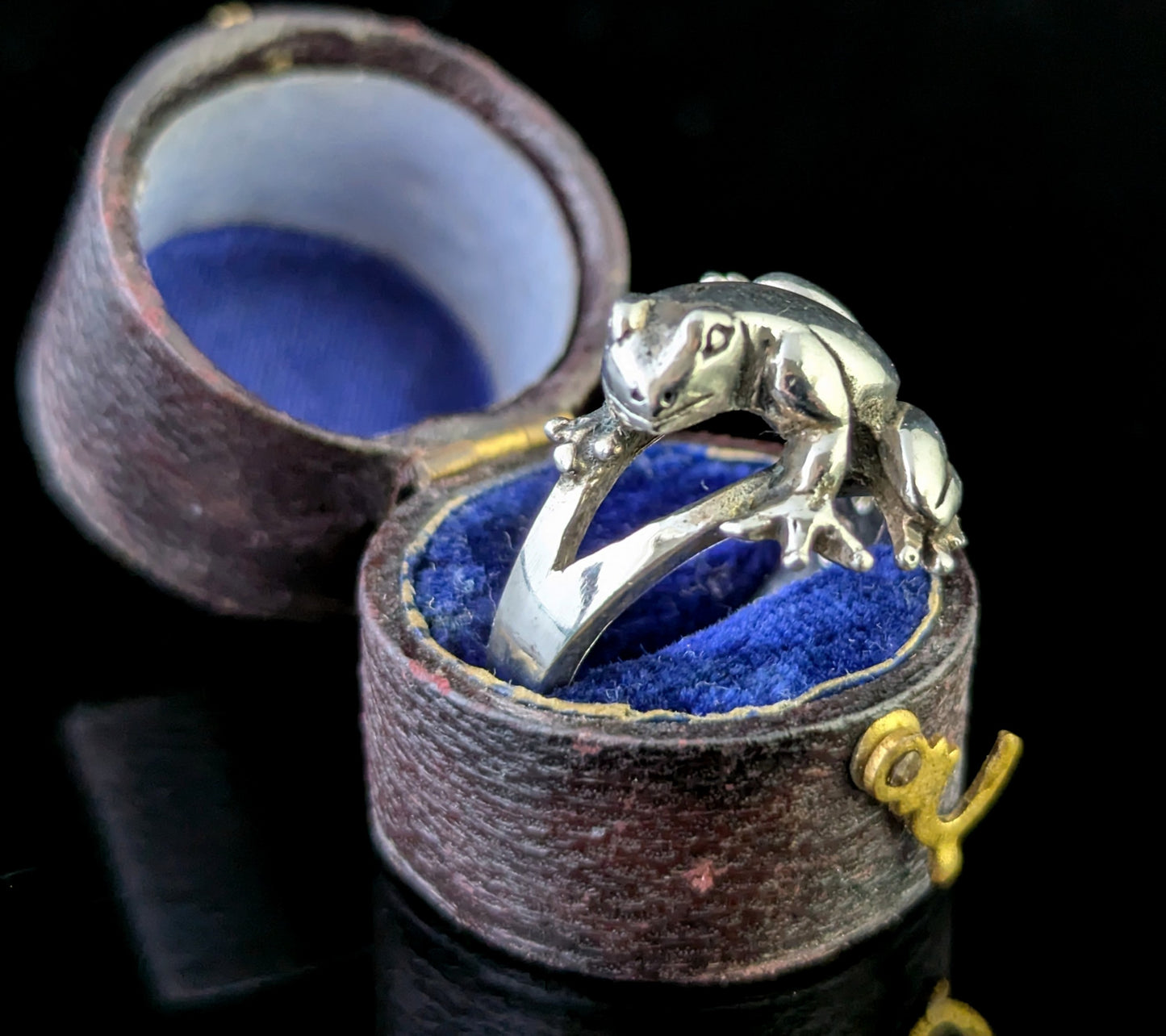 Vintage sterling silver frog ring, Statement