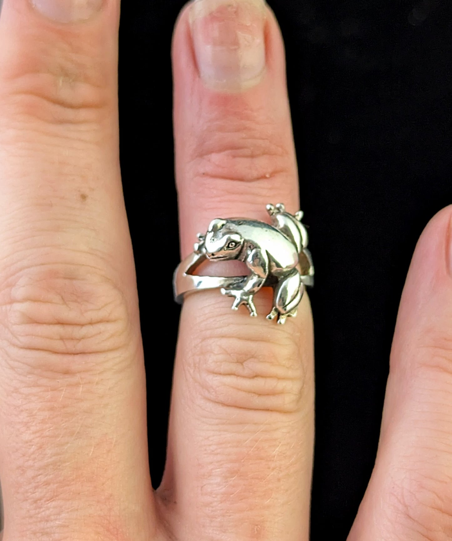 Vintage sterling silver frog ring, Statement