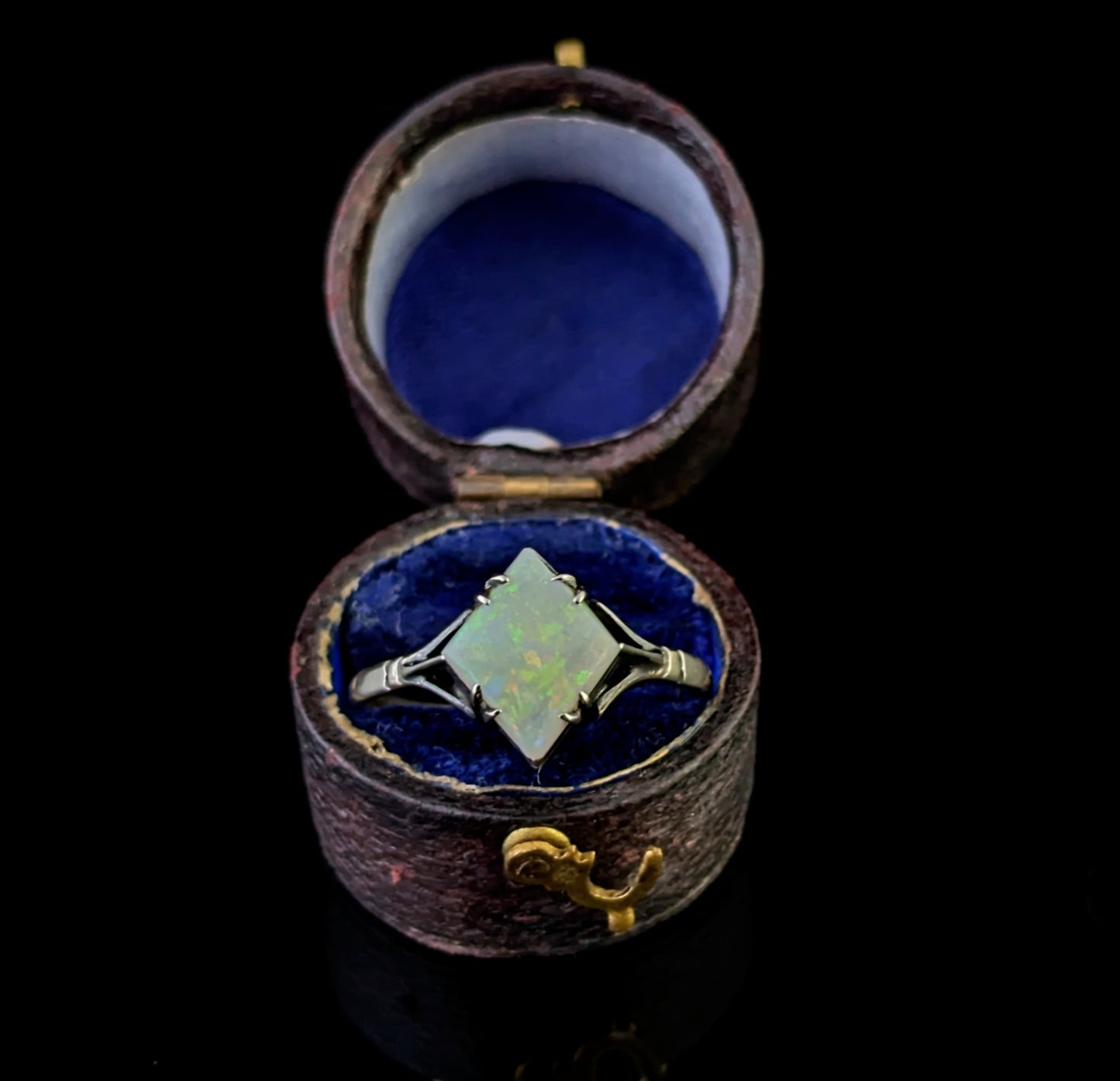 Vintage Art Deco Opal solitaire ring, 9ct White gold