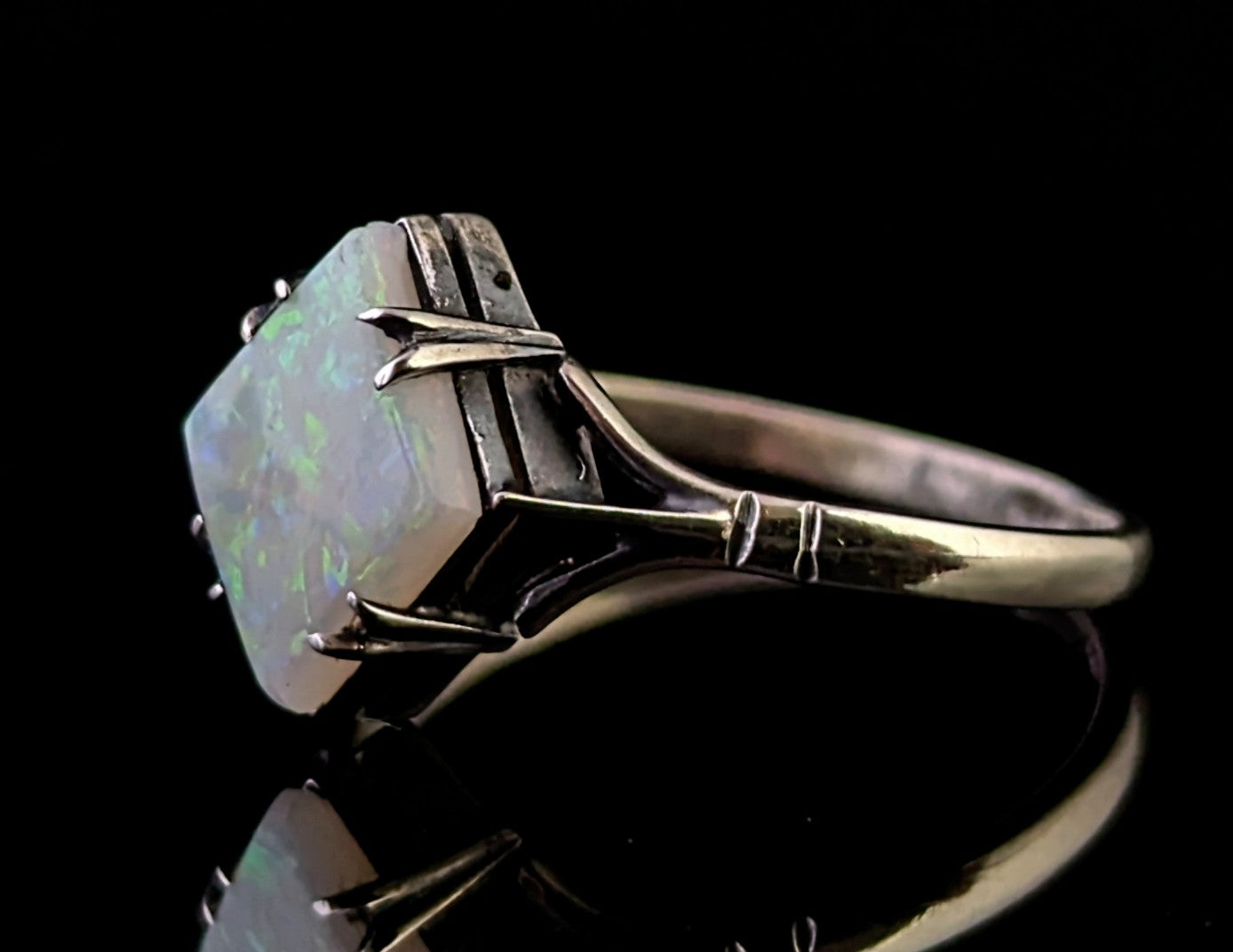 Vintage Art Deco Opal solitaire ring, 9ct White gold