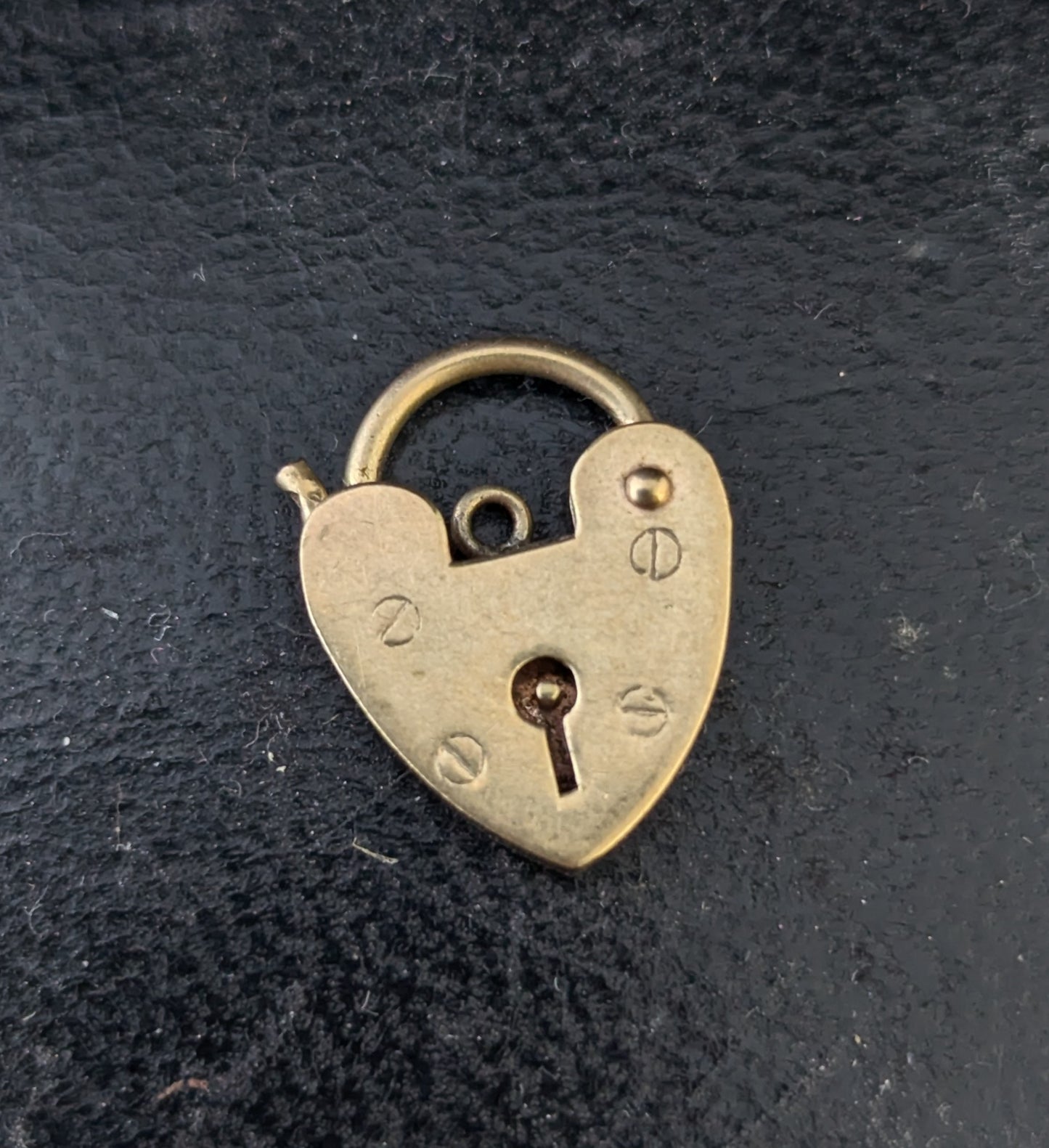 Vintage 9ct gold heart padlock clasp, charm, pendant