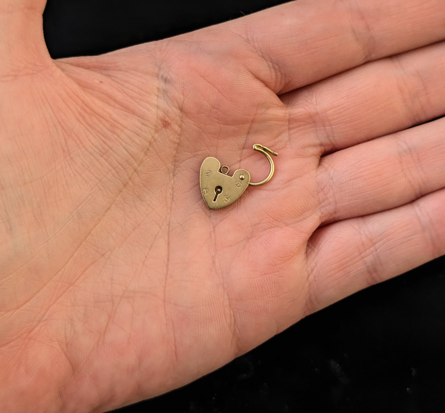 Vintage 9ct gold heart padlock clasp, charm, pendant