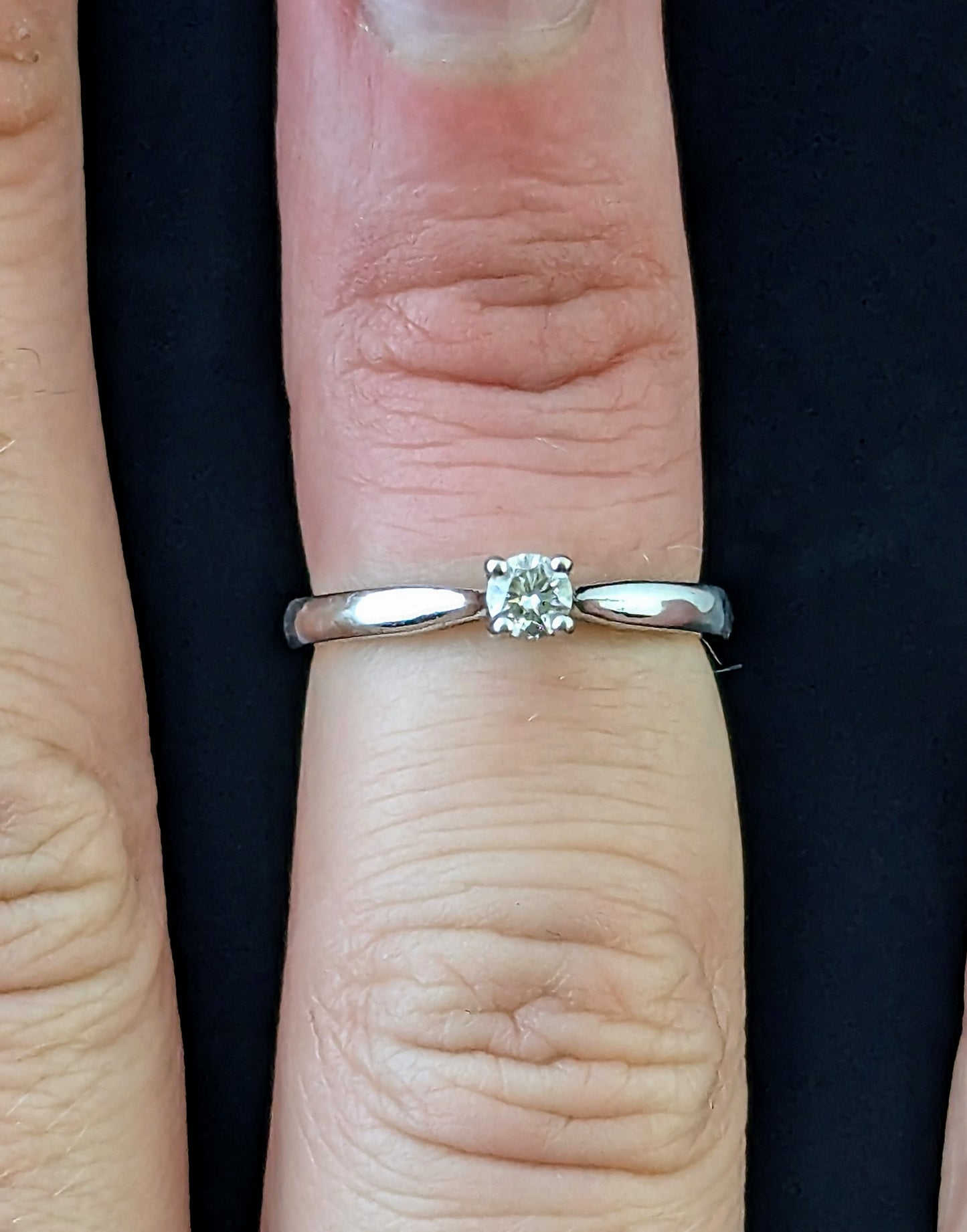 Vintage Diamond solitaire ring, 9ct white gold, engagement rings