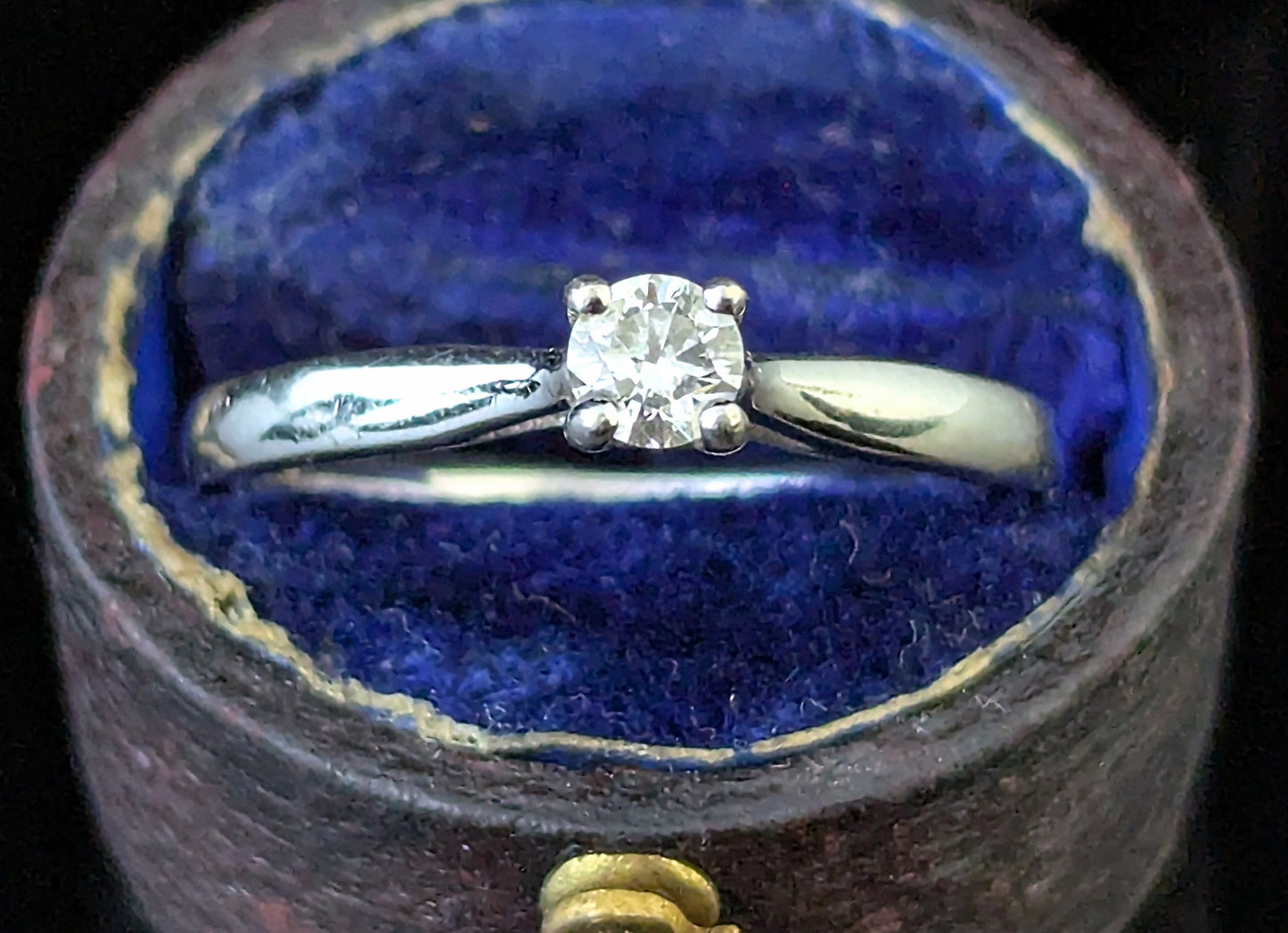 Vintage Diamond solitaire ring, 9ct white gold, engagement rings