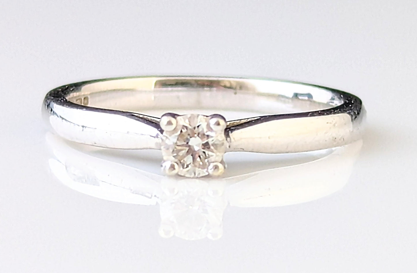 Vintage Diamond solitaire ring, 9ct white gold, engagement rings