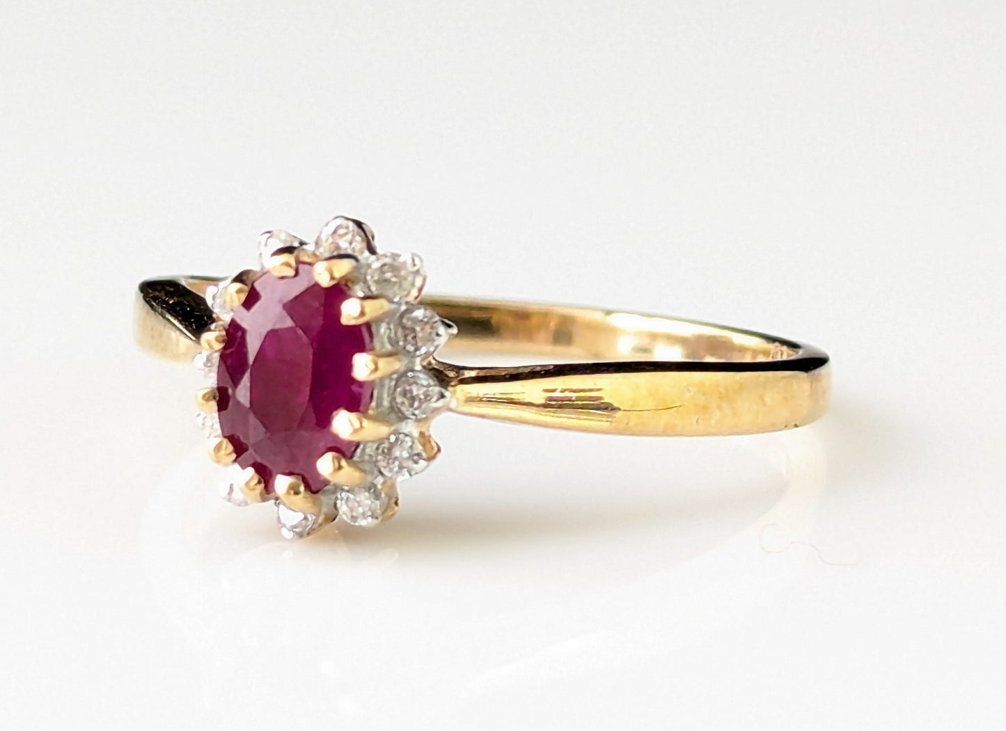 Vintage Ruby and Diamond cluster ring, 9ct gold, Glass filled