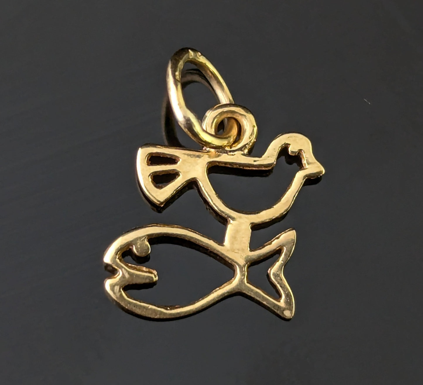 Vintage 9ct gold Fish and Bird charm, Dainty pendant