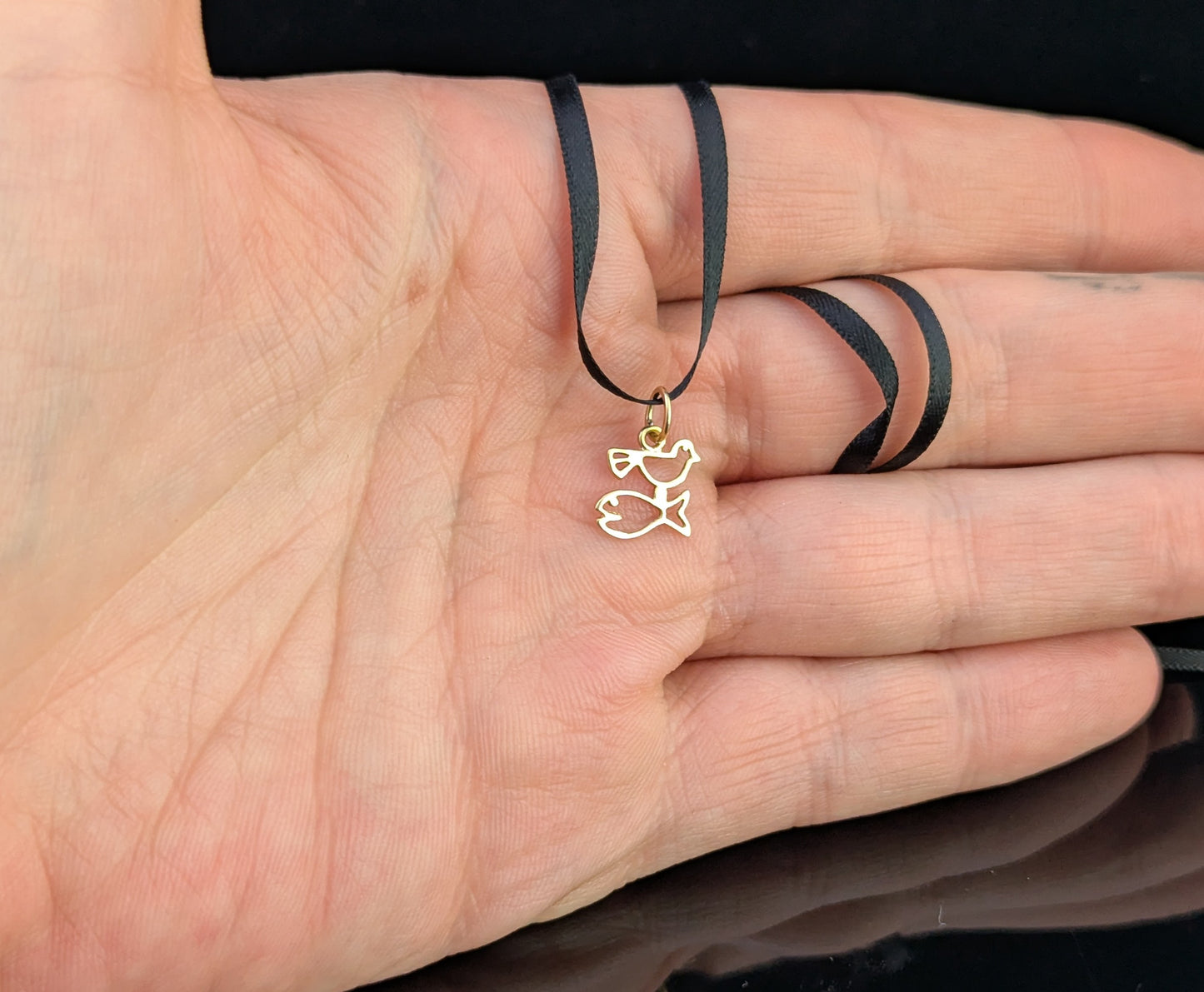Vintage 9ct gold Fish and Bird charm, Dainty pendant