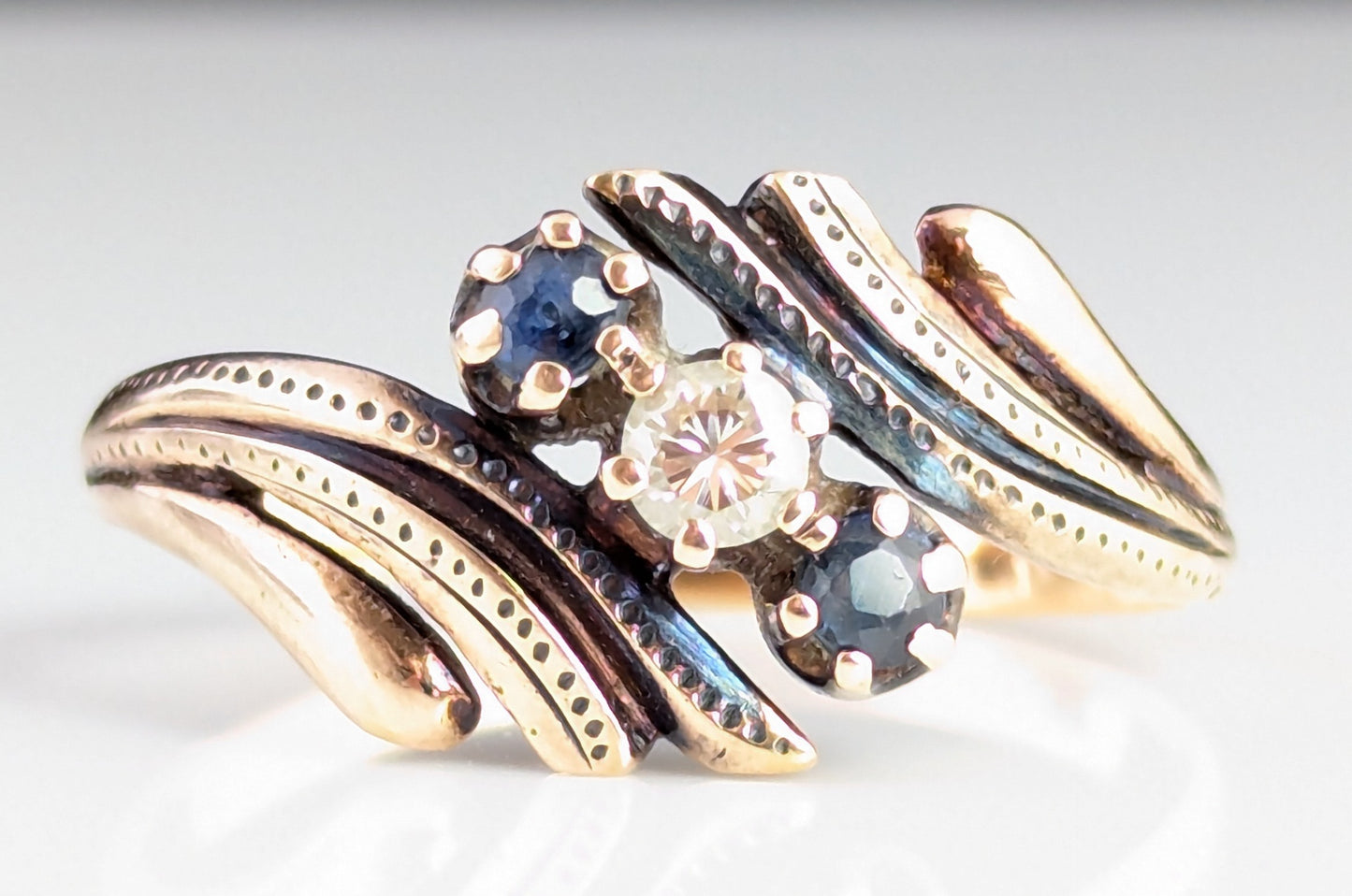 Vintage Art Deco Sapphire and Diamond fan ring, 9ct gold