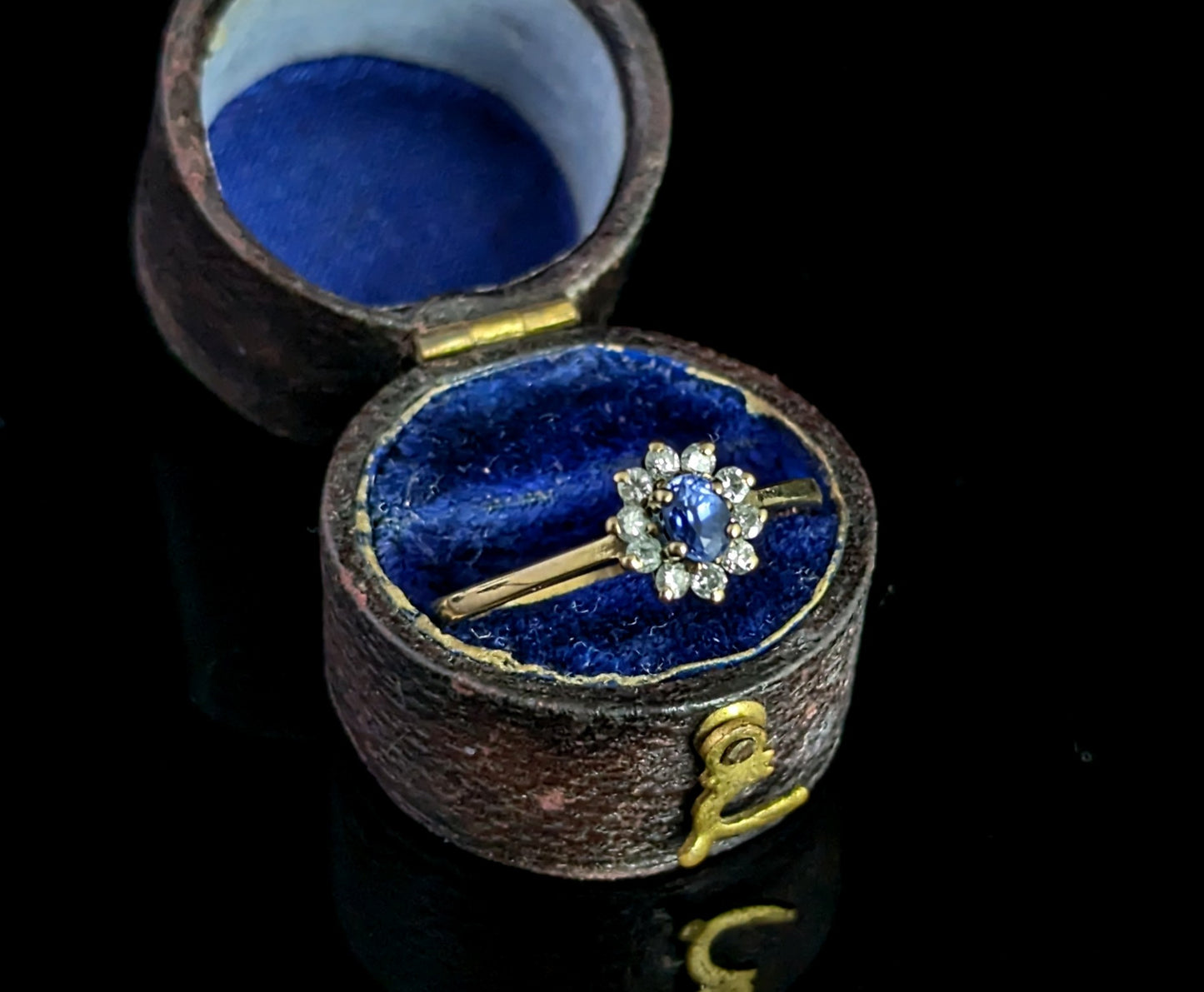 Vintage Sapphire and Diamond cluster ring, 9ct gold