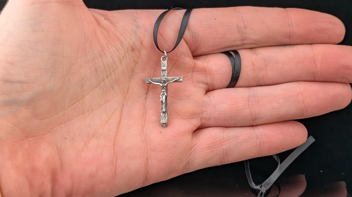 Vintage sterling silver cross pendant, crucifix