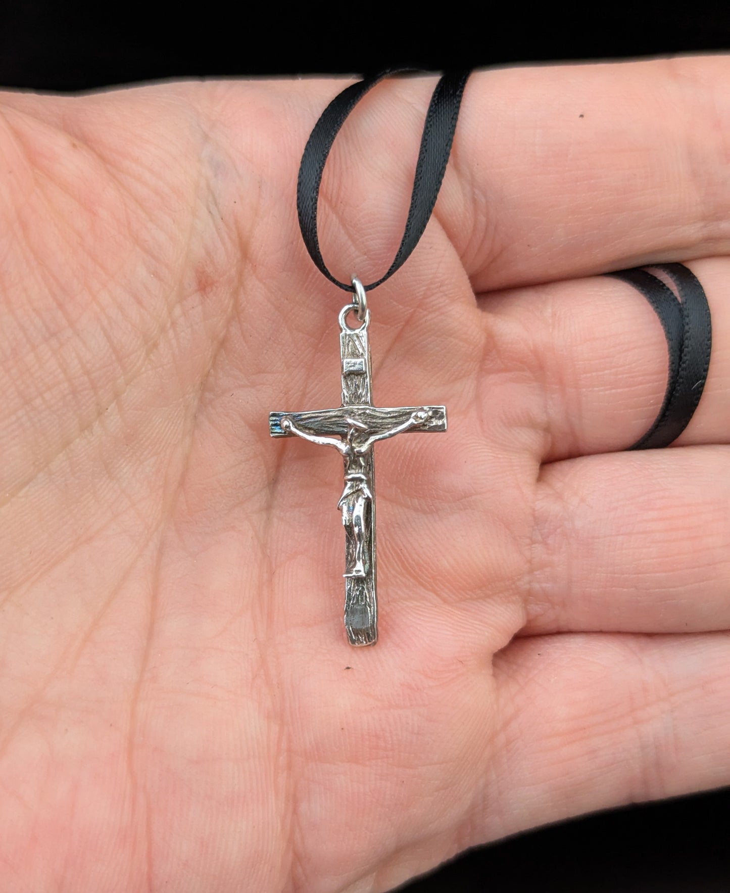 Vintage sterling silver cross pendant, crucifix