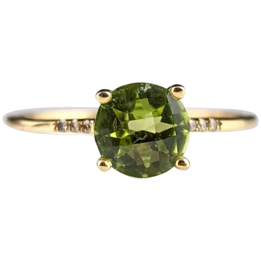 Vintage 14ct gold Peridot and Diamond ring