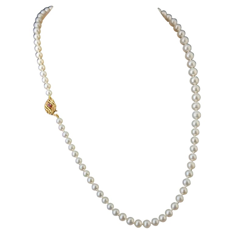 Vintage Cultured Pearl necklace, 9ct gold and Ruby clasp
