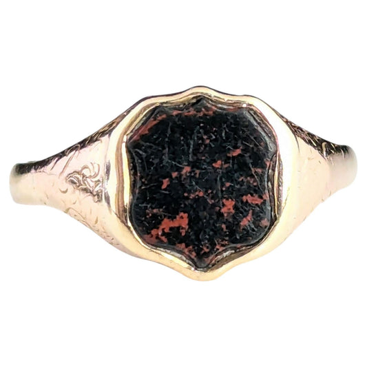 Antique Bloodstone signet ring, 9ct gold, Pinky ring