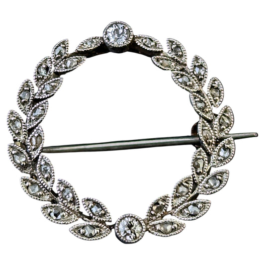 Antique diamond wreath brooch, 9ct gold and platinum