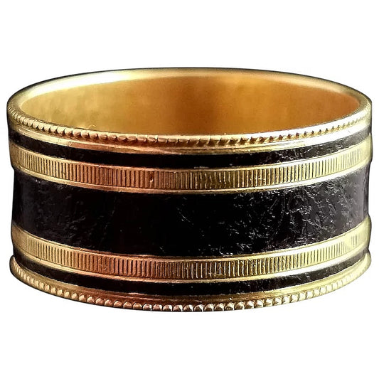 Antique Georgian mourning ring band, 18ct gold and Black enamel
