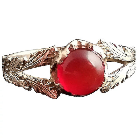 Antique Victorian 18ct gold Carnelian solitaire ring