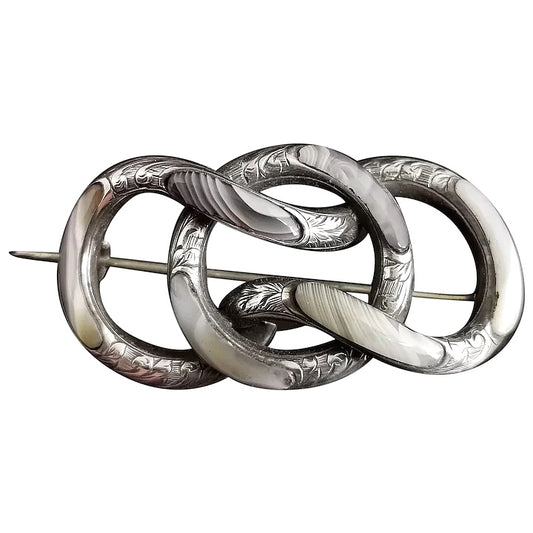 Antique Victorian Scottish silver and agate knot brooch