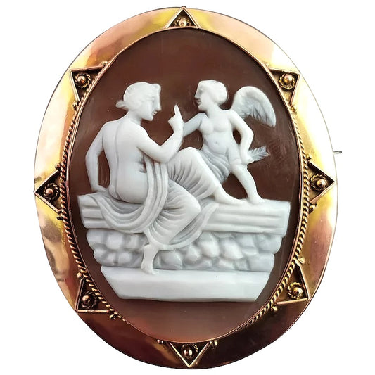 Antique Victorian cameo brooch, 9ct gold, Cupid