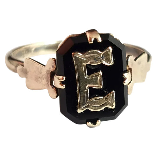 Antique onyx mourning ring, initial E, 9ct gold, Victorian