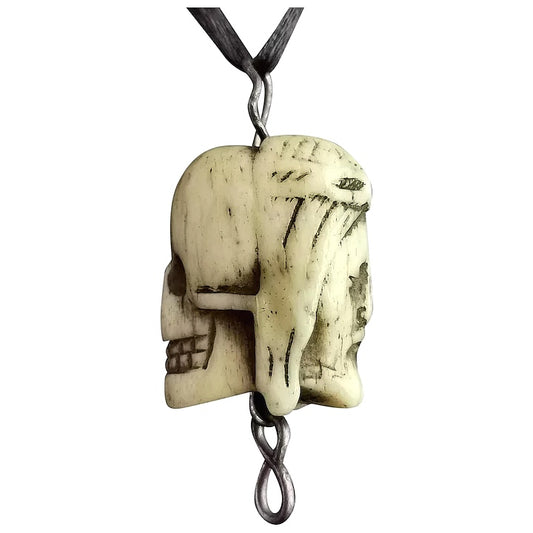 Rare Georgian Memento Mori pendant, Skull and Jesus, 18th century