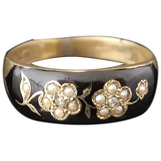 Victorian 15ct gold mourning ring, black enamel, diamond and pearl