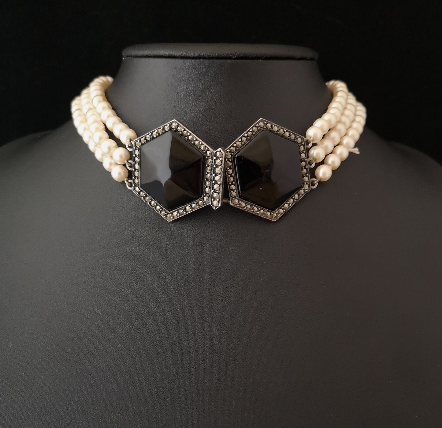 Vintage Art Deco pearl choker necklace