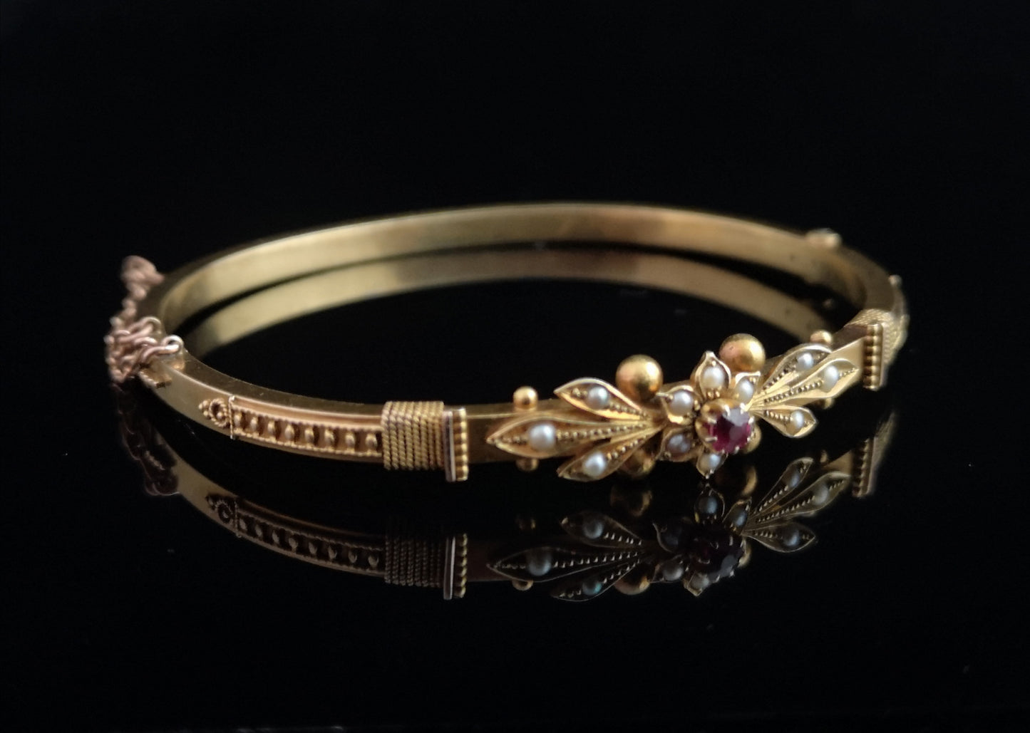 Victorian 15ct gold bangle, Pearl and Ruby