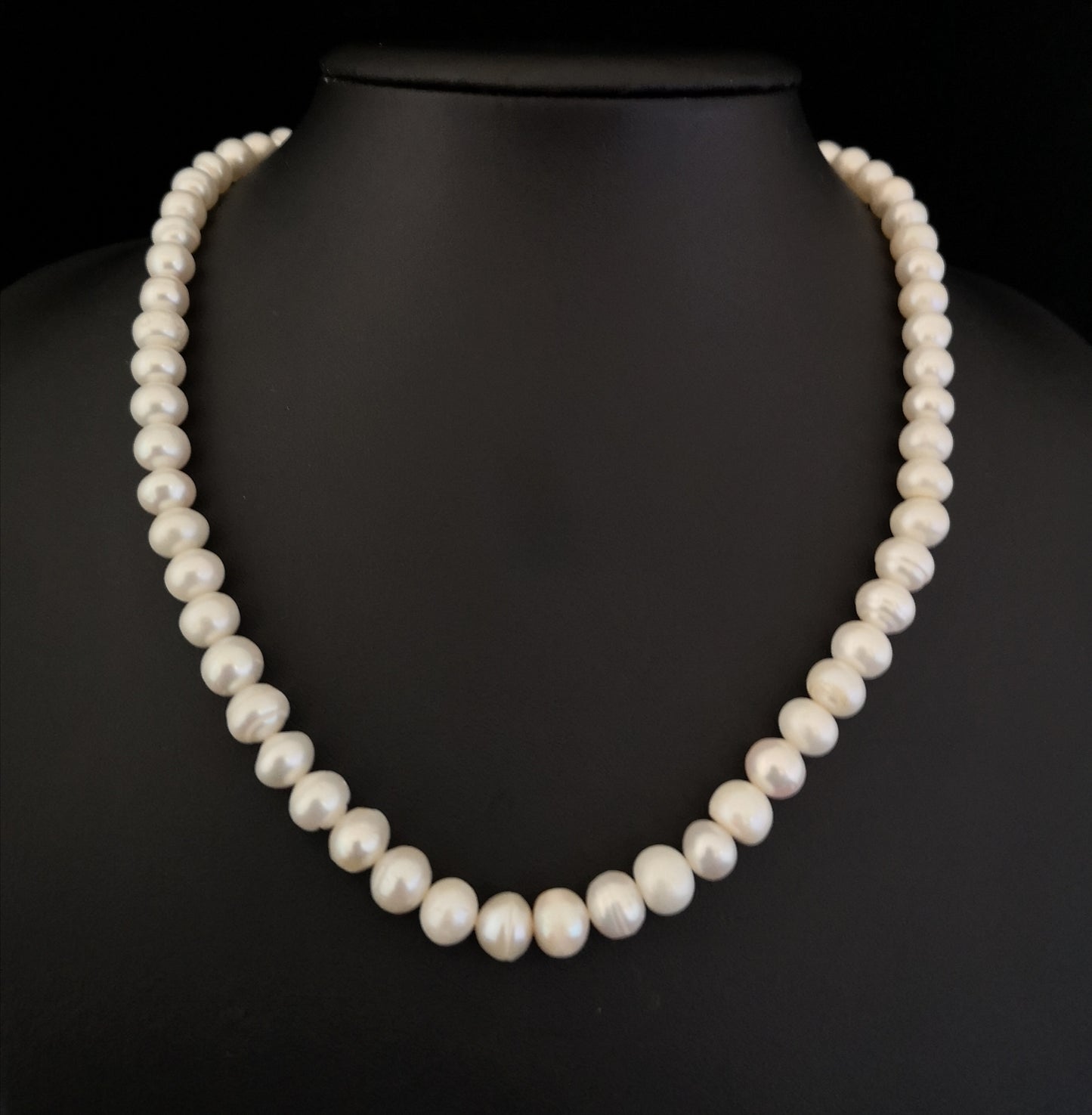 Vintage cultured pearl necklace, single strand