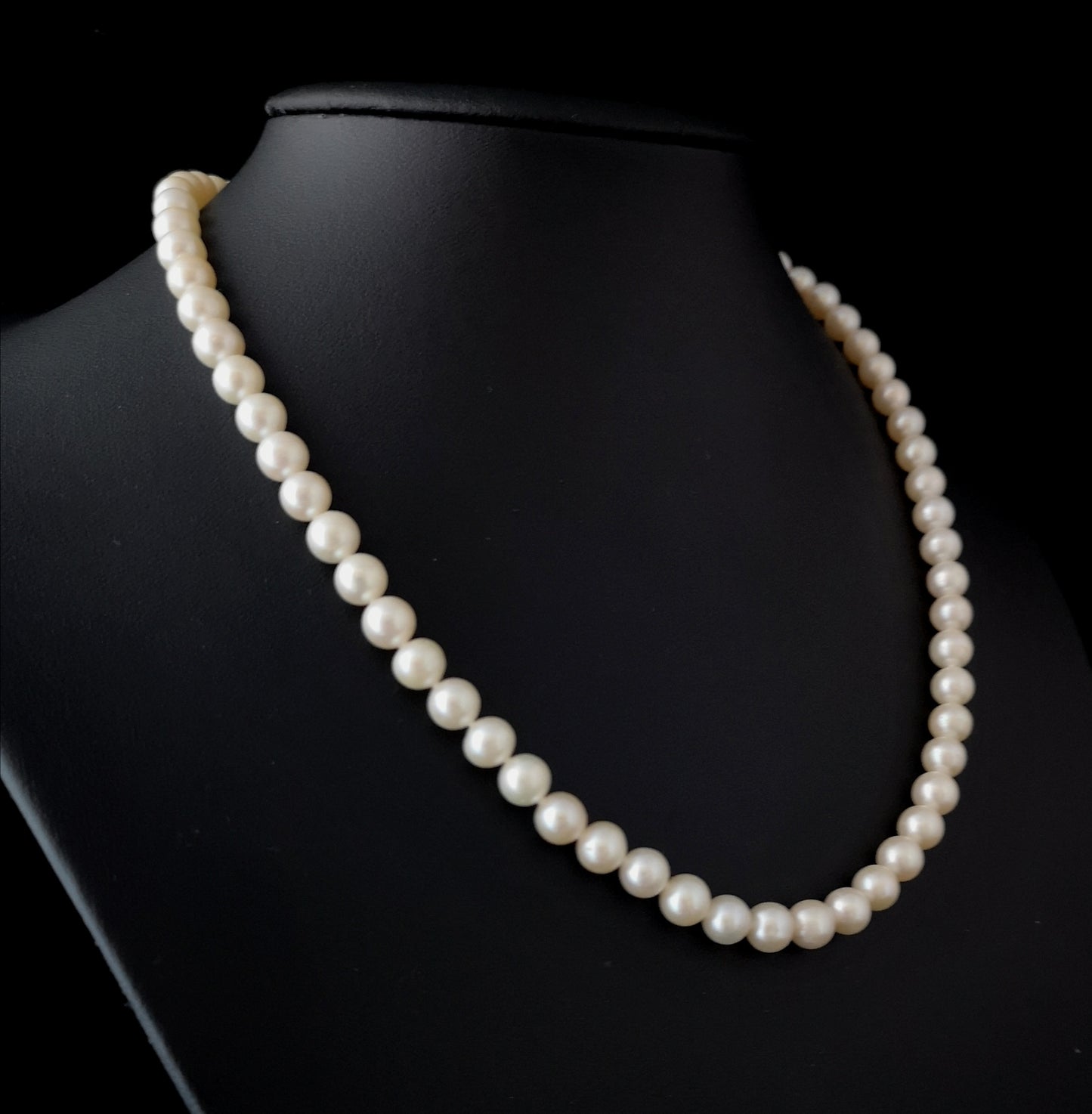 Reserved for Andrew: Vintage 1940s cultured pearl necklace, 14k gold