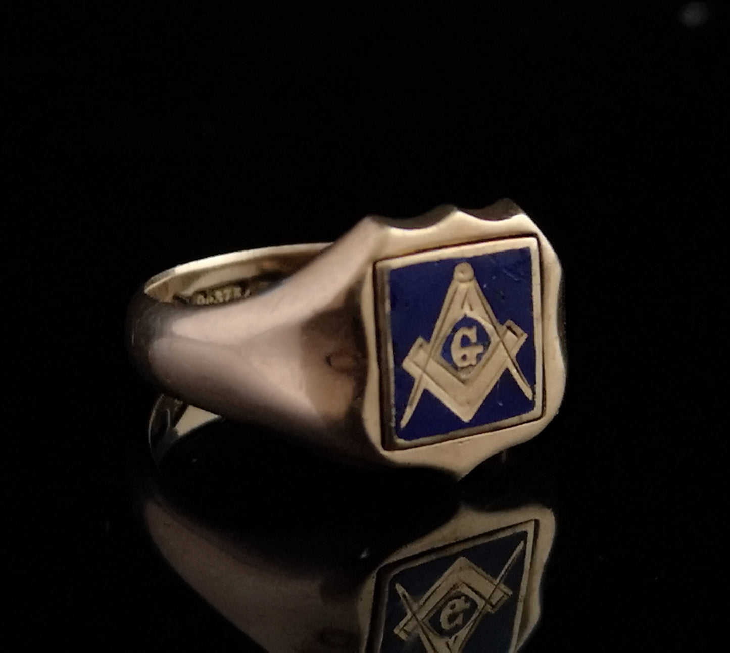 Antique Masonic Signet ring, 9ct gold