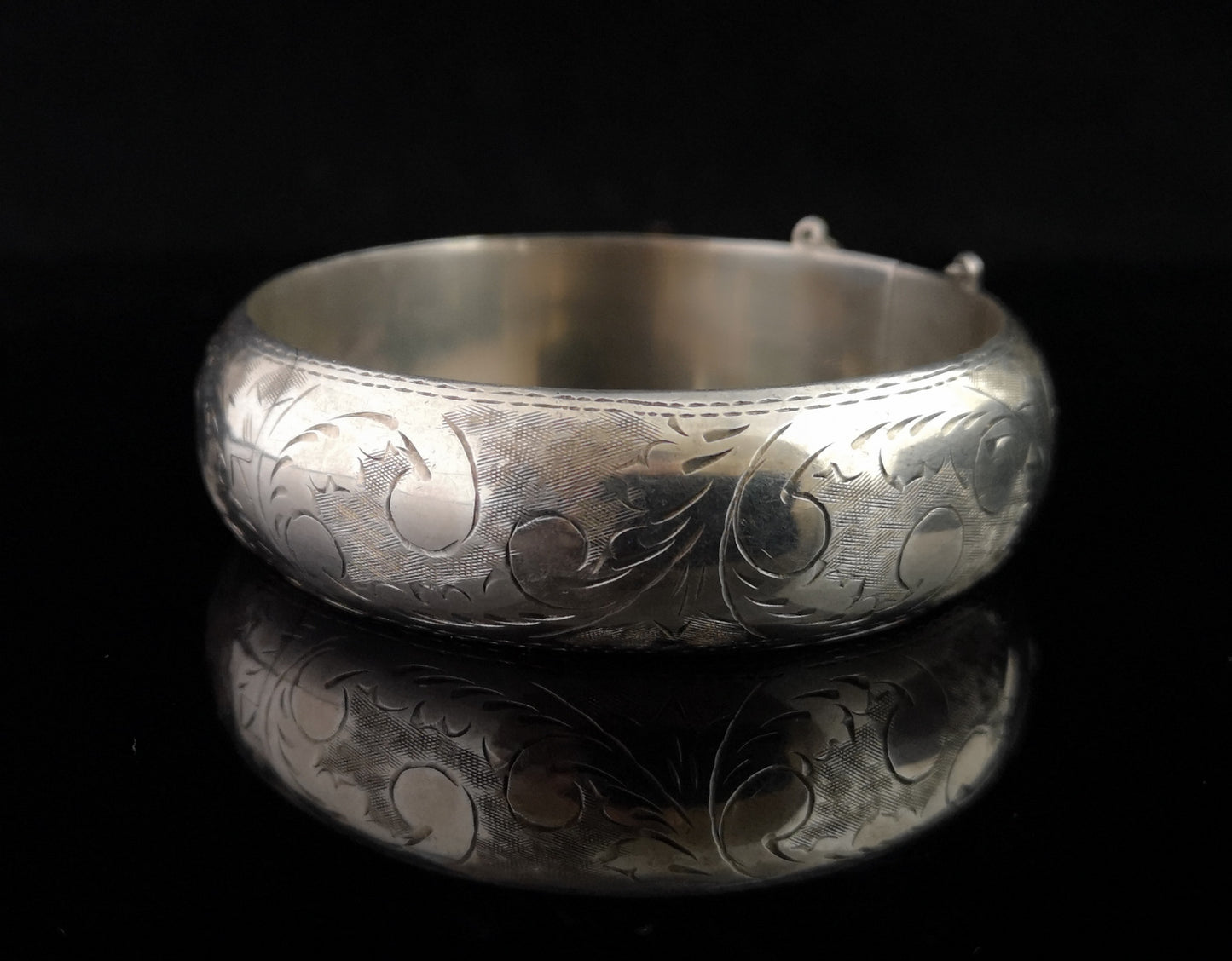 Vintage silver bangle, sterling silver engraved bracelet