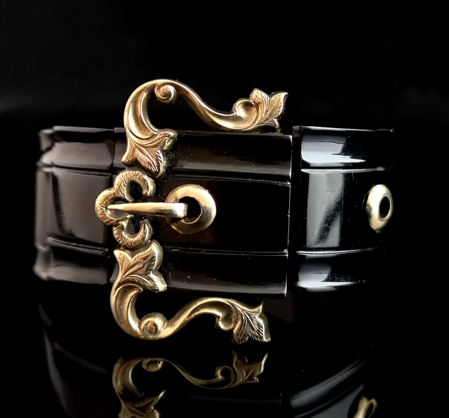 Antique Victorian whitby jet buckle bracelet, gold buckle