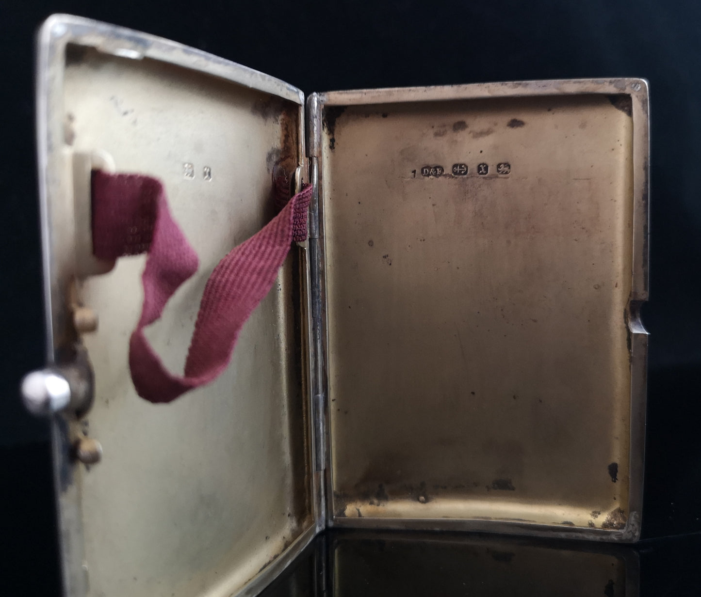 Antique Victorian silver cigarette case, musical notes